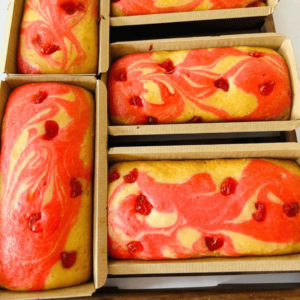 Vanilla Strawberry Cake - 350 gms