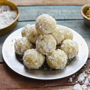 Nariyal Laddu - 6pcs
